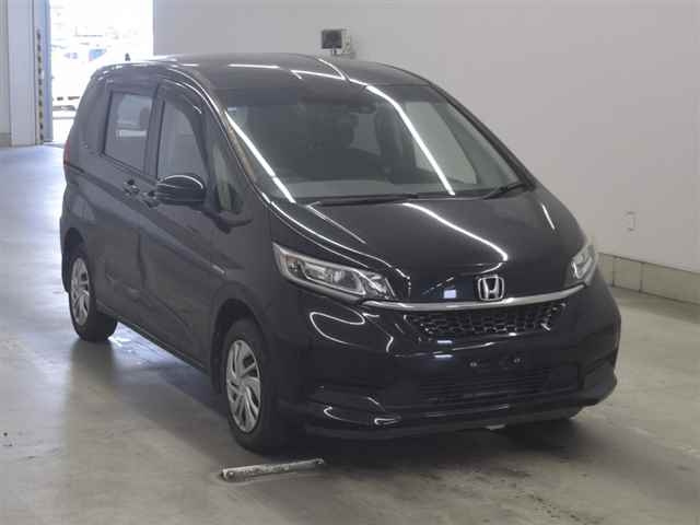 HONDA FREED — фото
