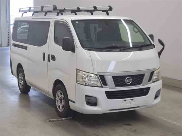 NISSAN CARAVAN — фото
