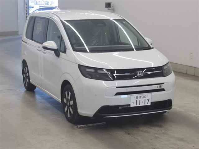 HONDA FREED — фото