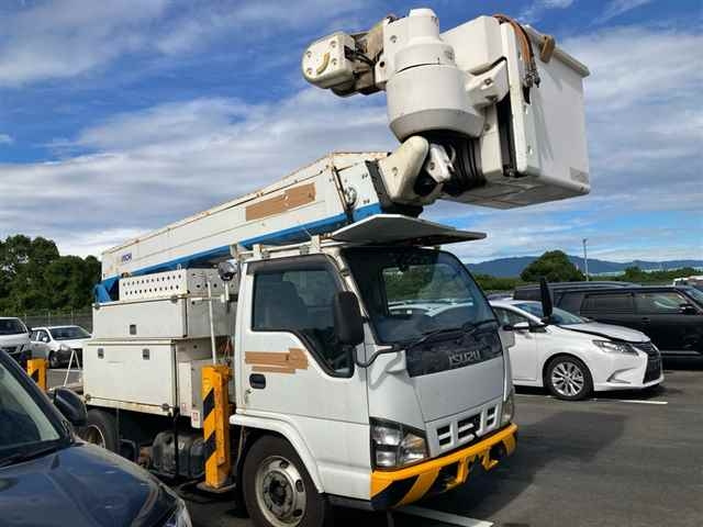 ISUZU ELF — фото