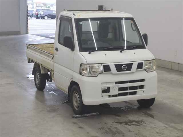 NISSAN CLIPPER — фото