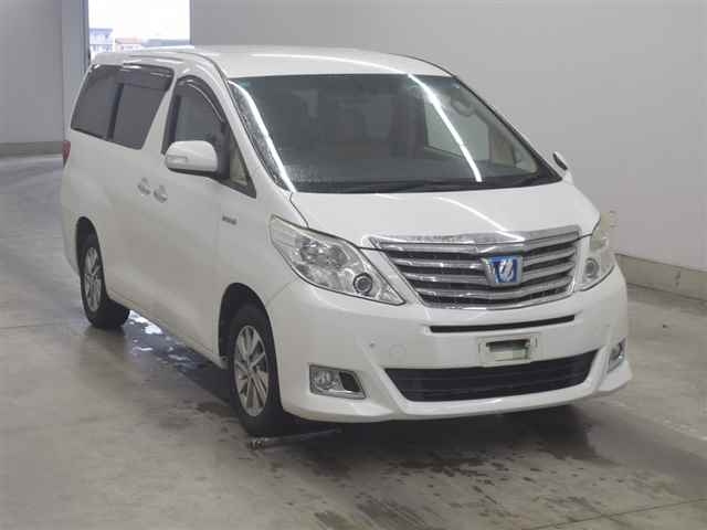 TOYOTA ALPHARD — фото