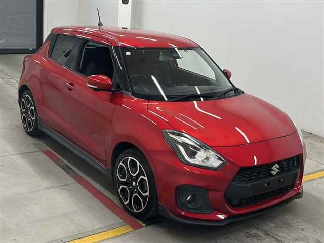 SUZUKI SWIFT — фото