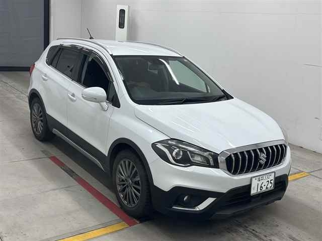SUZUKI SX 4 — фото