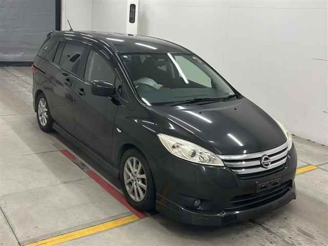 NISSAN LAFESTA — фото