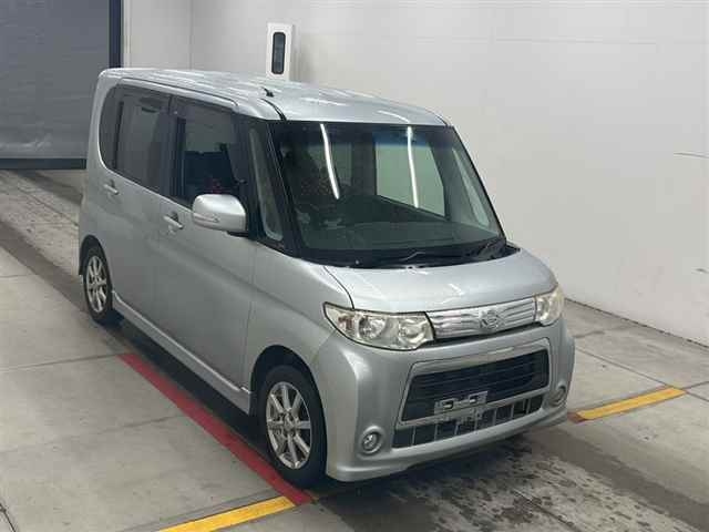 DAIHATSU TANTO — фото