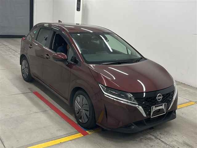 NISSAN NOTE — фото