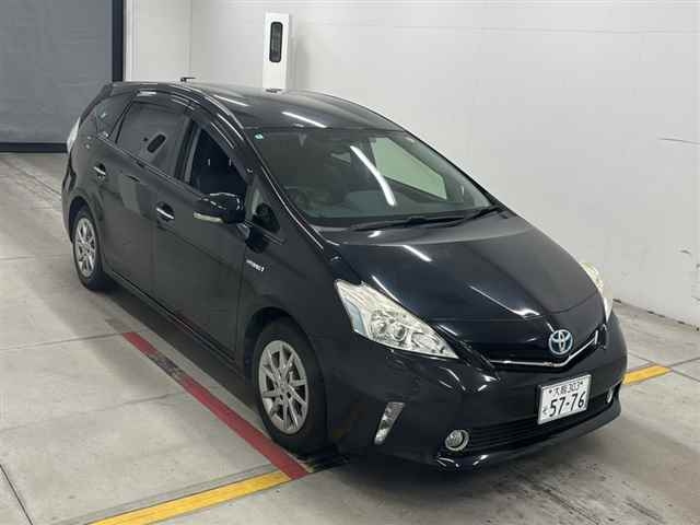 TOYOTA PRIUS — фото
