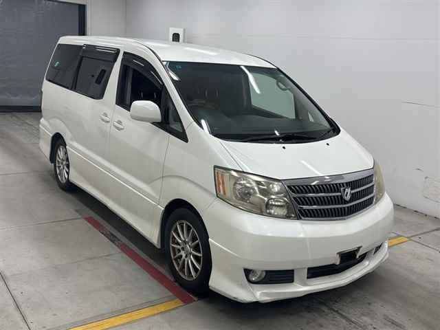 TOYOTA ALPHARD — фото