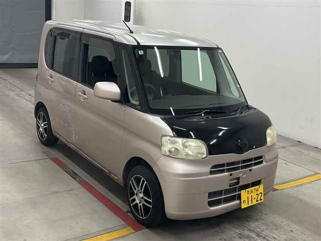 DAIHATSU TANTO — фото