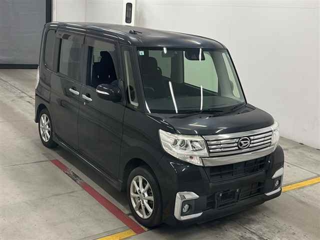 DAIHATSU TANTO — фото