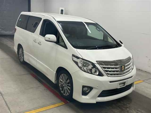 TOYOTA ALPHARD — фото