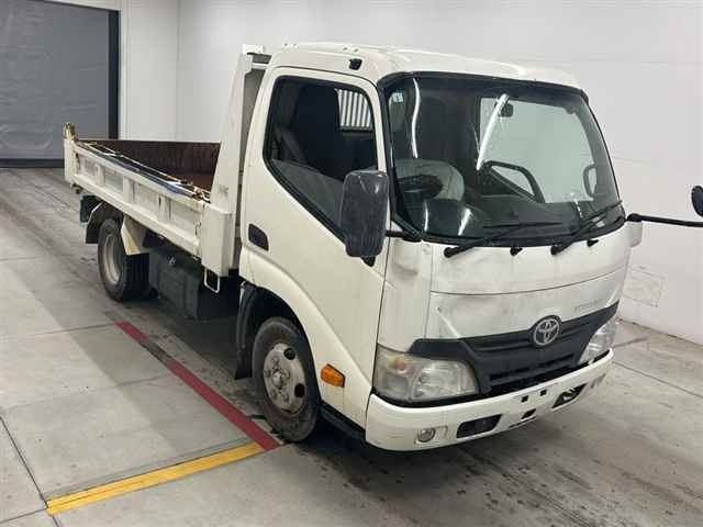 HINO DUTRO — фото