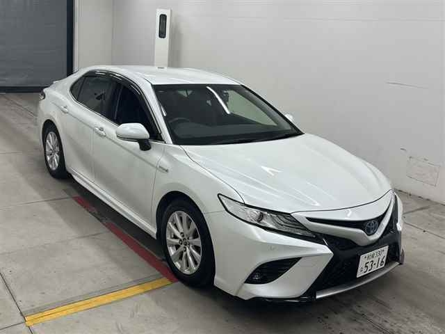 TOYOTA CAMRY — фото