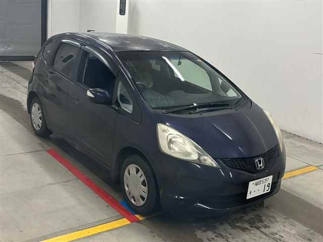 HONDA FIT — фото