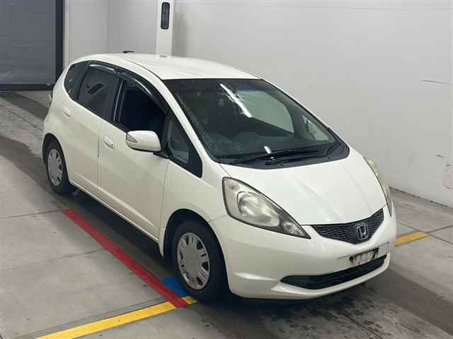 HONDA FIT — фото