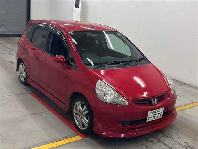 HONDA FIT — фото