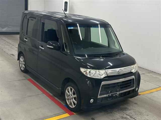 DAIHATSU TANTO — фото