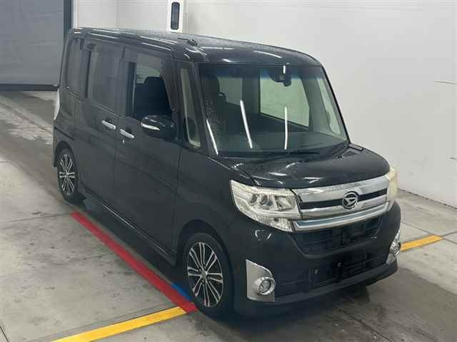 DAIHATSU TANTO — фото