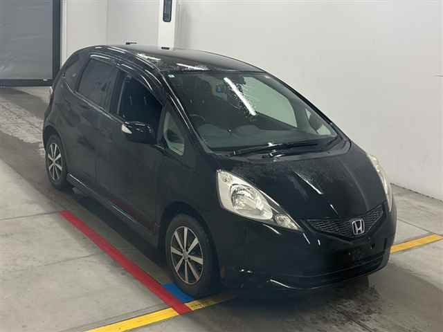 HONDA FIT — фото