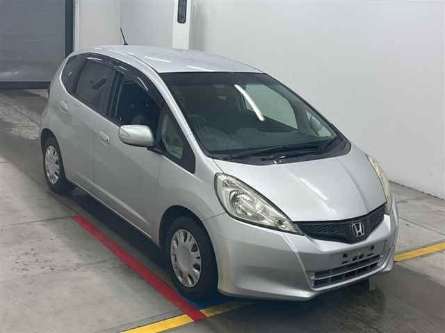 HONDA FIT — фото