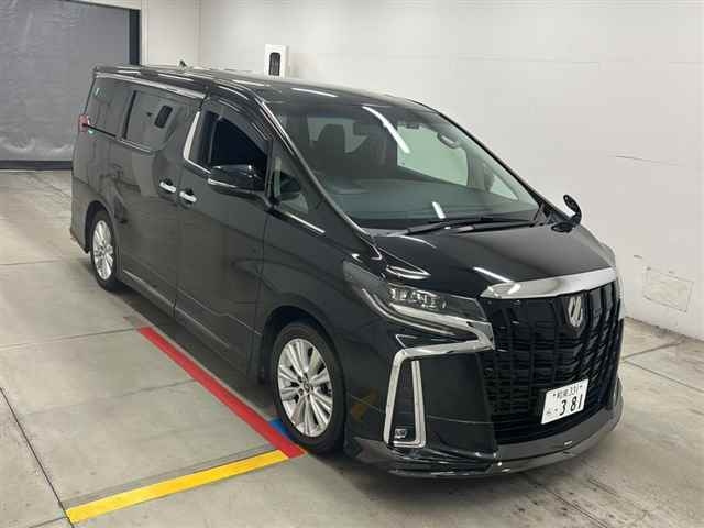 TOYOTA ALPHARD — фото