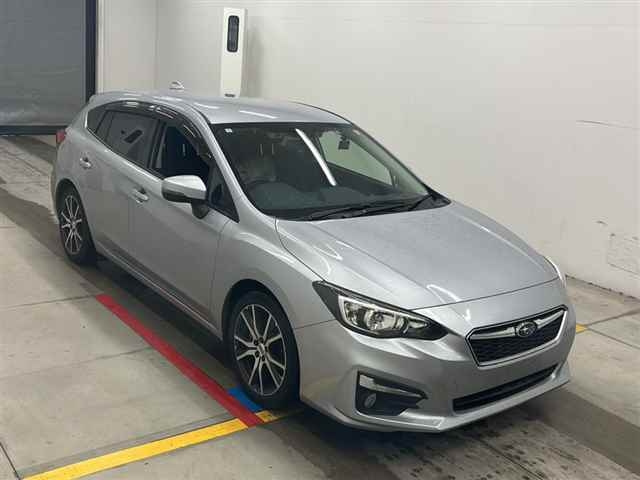 SUBARU IMPREZA — фото