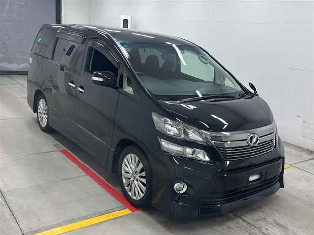 TOYOTA VELLFIRE — фото