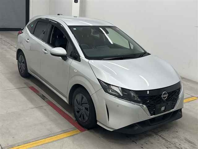 NISSAN NOTE — фото