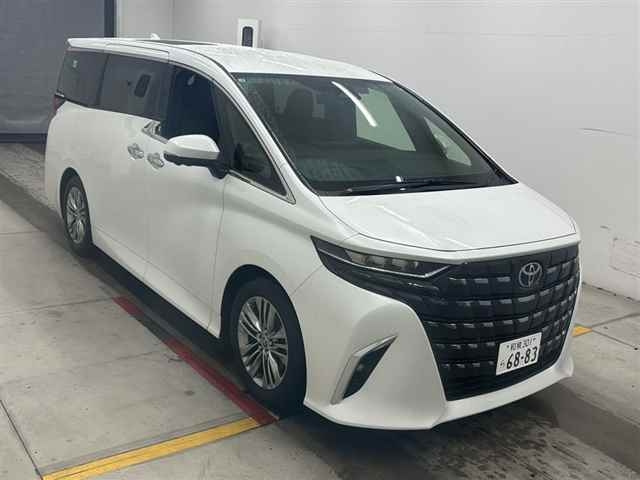 TOYOTA ALPHARD — фото