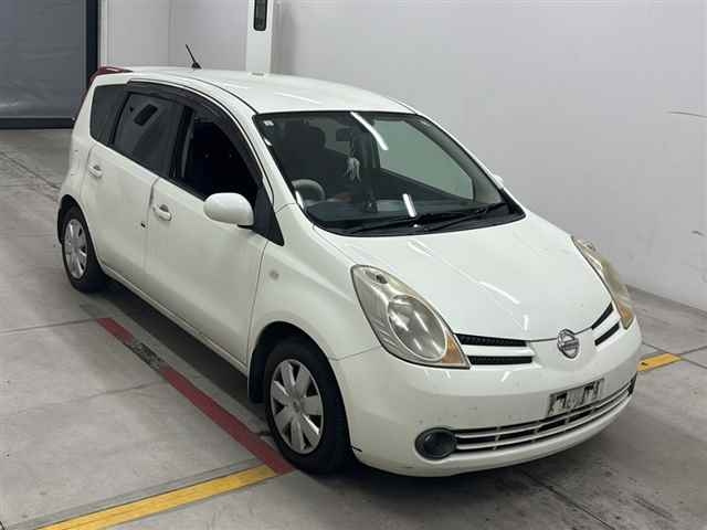 NISSAN NOTE — фото