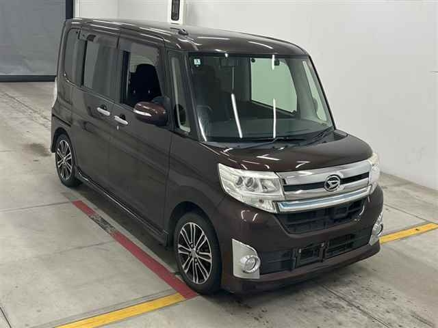 DAIHATSU TANTO — фото
