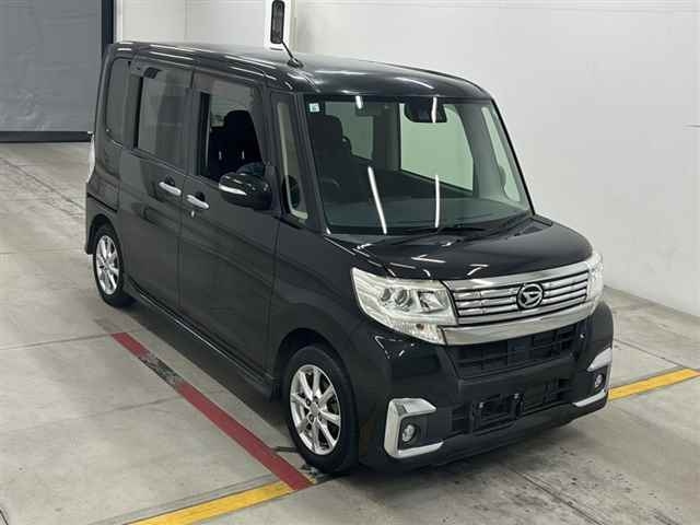 DAIHATSU TANTO — фото