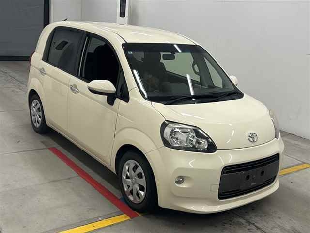 TOYOTA PORTE — фото