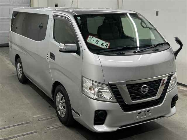 NISSAN CARAVAN — фото