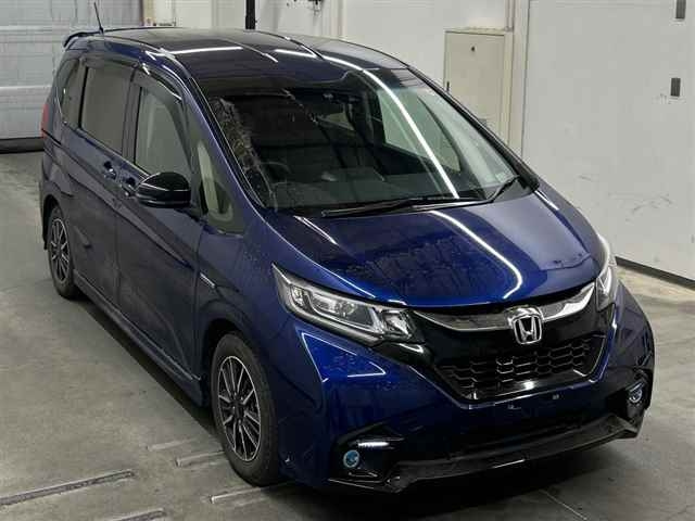 HONDA FREED — фото