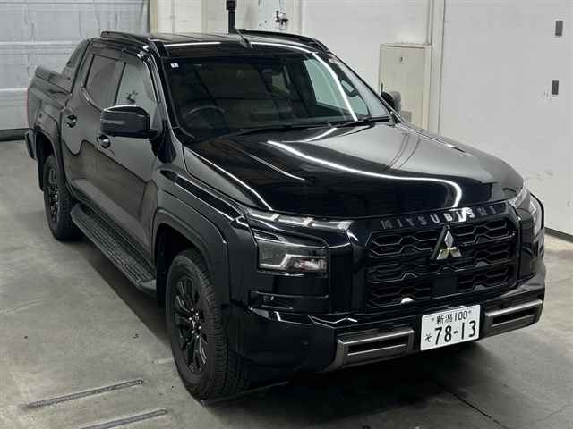 MITSUBISHI TRITON — фото