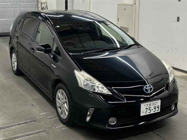 TOYOTA PRIUS — фото