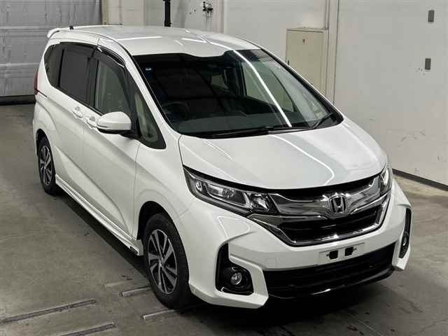 HONDA FREED — фото