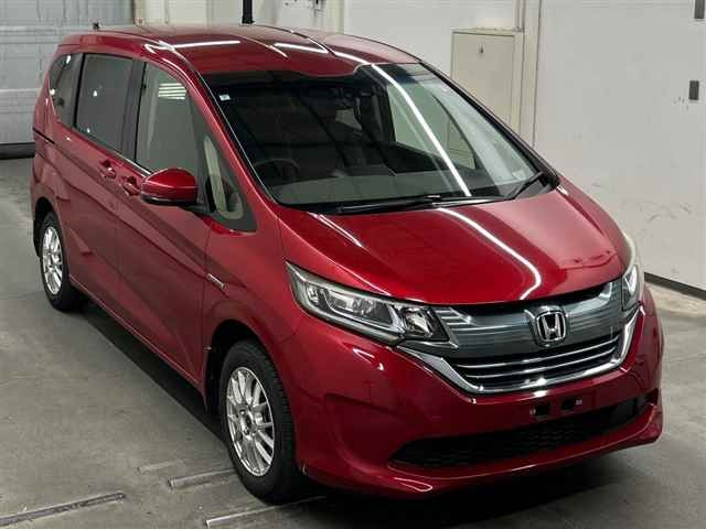 HONDA FREED — фото