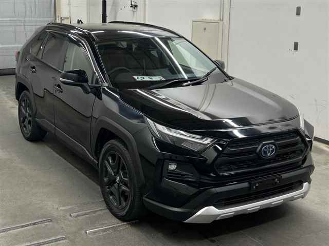 TOYOTA RAV4 — фото