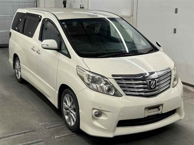TOYOTA ALPHARD — фото