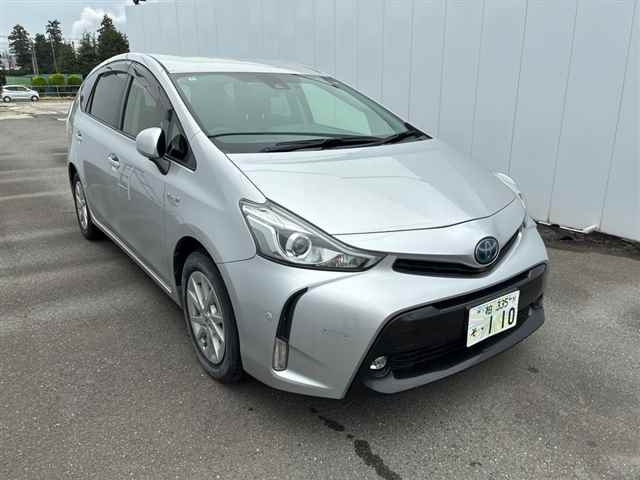 TOYOTA PRIUS — фото