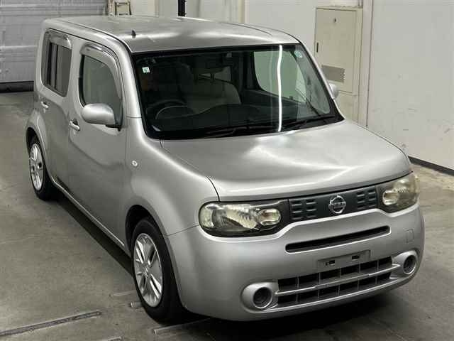 NISSAN CUBE — фото
