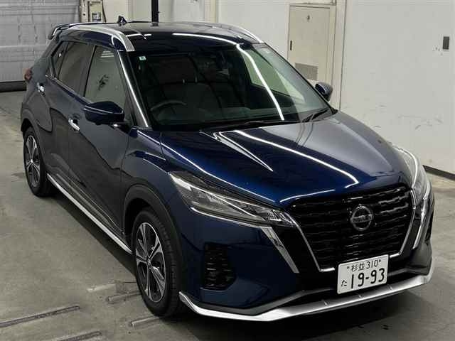 NISSAN KIX