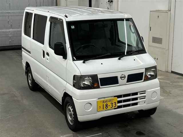 NISSAN CLIPPER VAN