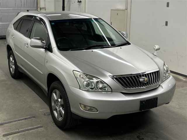 TOYOTA HARRIER — фото
