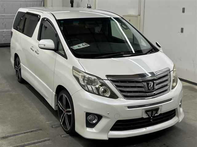 TOYOTA ALPHARD — фото
