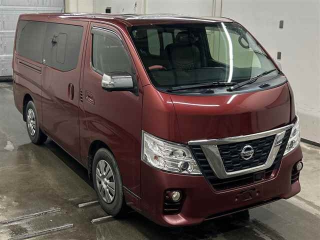 NISSAN CARAVAN — фото