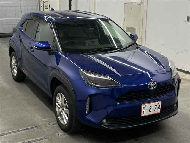 TOYOTA YARIS — фото